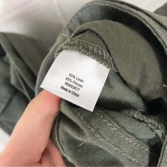 a.n.a Green Linen Blend Casual Plus Size Shorts Size 33/16 - Picture 9 of 9